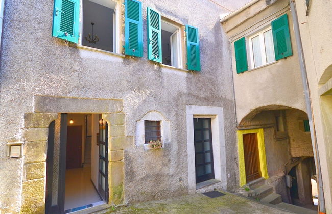 Inviting Holiday Home With Terrace, Garden Furniture, BBQ - Foto 63