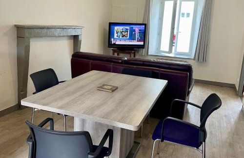 S17 Parking Wifi 2 chambres, 4 personnes Réduc à la semaine ou mois - Foto 10