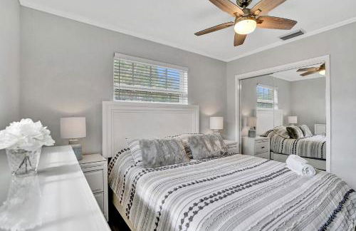 New! Waterfront Heated Pool & Jacuzzi 2 mi to Beach - Fishing Pier Relaxing SPA & Hammock - Photo 29