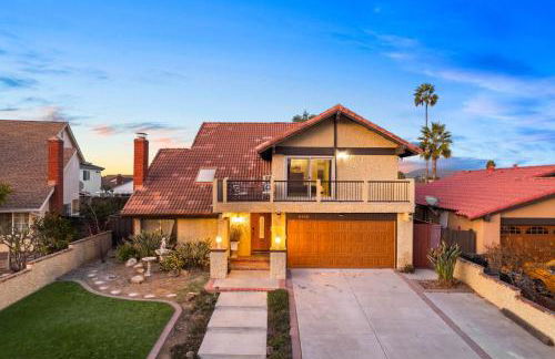 Mira Mesa Family Retreat 4BR with Balcony and Firepit - Photo 66