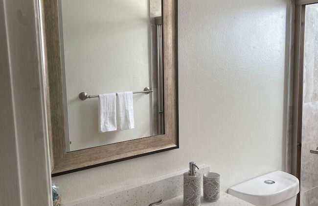 Three Bedroom Apartment #7 -- 2737 NPB -- Vusa Three Bedroom Condo Apartment - Foto 28