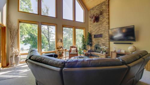 Lakefront Brainerd Cabin with Fireplace! - Photo 4