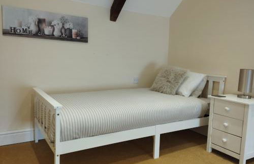 Waterfront Location, Balcony, Sea Views, Free Parking - Foto 10