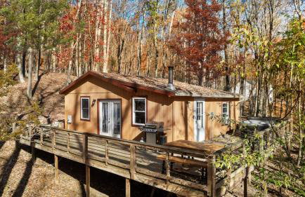 Cozy Cabin w Lake, Hot Tub, Huge Deck & Fire Pit - Foto 37