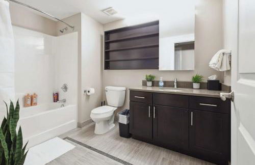 2BR Downtown Luxury Getaway - Foto 40