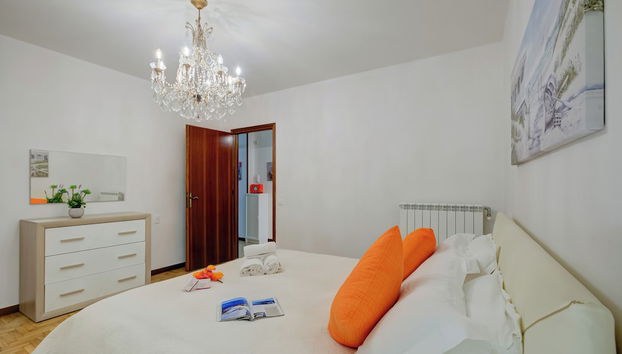 Camelia - Historical Center Near Lake - Foto 2, Habitación