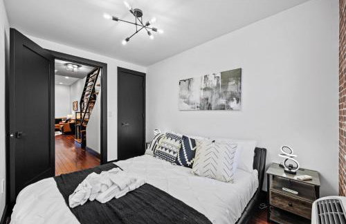 Rustic Chic 4BR for Groups - Bushwick's Finest Stay - Foto 21