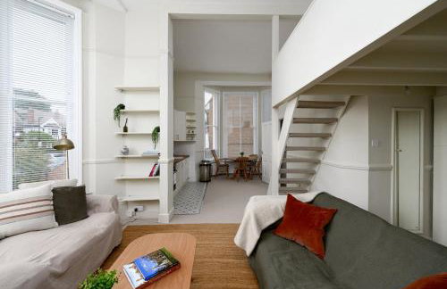 GuestReady - Charming Loft Apartment in Chiswick - Foto 13