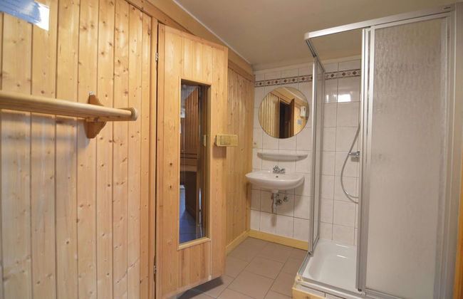 Modern Holiday Home with Hot Tub & Sauna in Ardennes - Foto 35