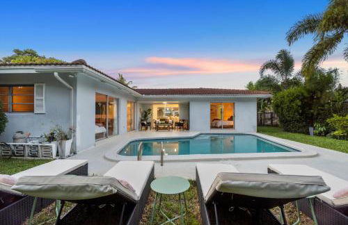 Charming Coral Ridge 2BR 2BA Near Beach plus Pool - Foto 28