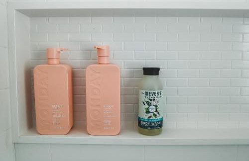 Modern, Quiet and Charming Downtown Apartment - Foto 8