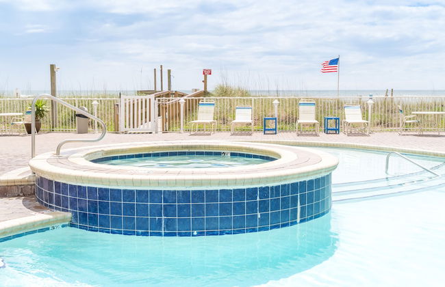 Crystal Shores West Condos by Hosteeva - Foto 18