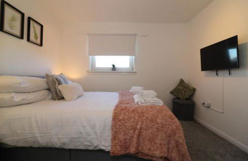 Signature - Honeywell House - Photo 5