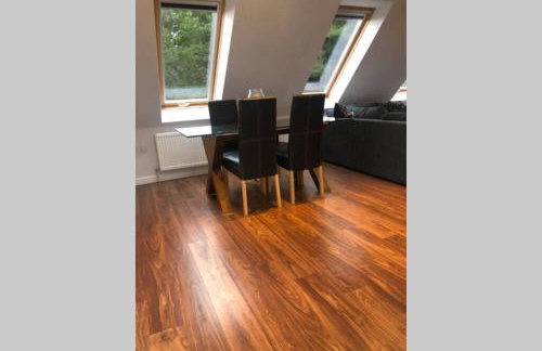 Struan Coach house in gated residence - Photo 11