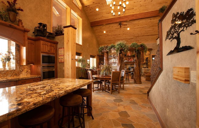 Cougar Ridge Resort, LLC - Photo 57