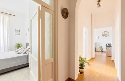 Cozy and Bright Pyramid Apartment - Photo 20