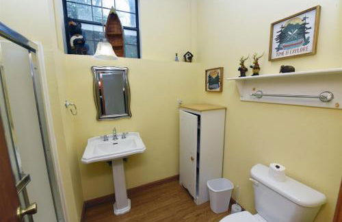 Over The Moon | Blairsville GA - Foto 33