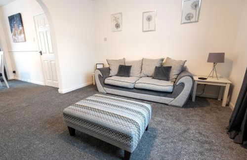 Jesmond Square - Photo 4