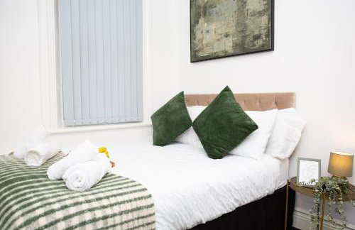 Characterful 2BR Victorian in Prime Jesmond - Fast WiFi & Walk to Station! - Foto 3