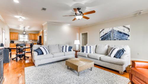 Lakefront Oscar Home with Game Room and Boat Dock! - Foto 5