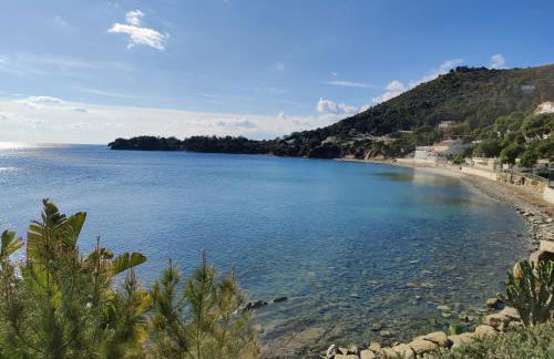 Elegante villa panoramica con giardino e idromassaggio a 10 minuti dal mare - Foto 68