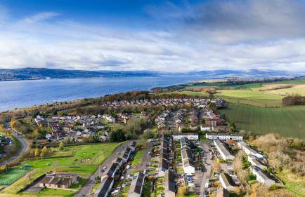 Charming Terrace House for Relaxing Retreat - Foto 26