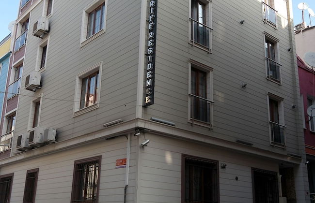 Sheriff Residence - Photo 1