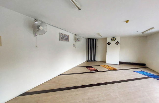 Good And Restful Studio (No Kitchen) At Sentraland Medan Apartment - Foto 17