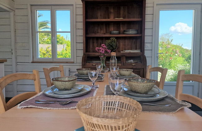 Comfortable Holiday Home on Large Garden Plot in Locquirec - Foto 13