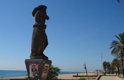 Duplex en frente de la playa al lado de Barcelona - Foto 26