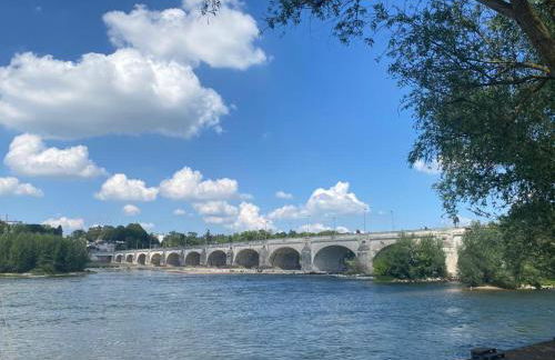 Trog'Love: Balnéo détente dans une troglodyte - Foto 33