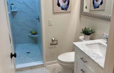 Downtown Historic Charleston Modern Chic 2 bedroom 2 baths - Foto 11