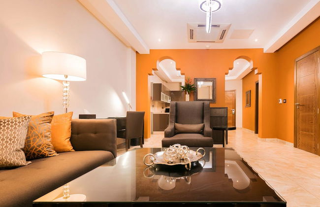 Oak Plaza Suites - Photo 30