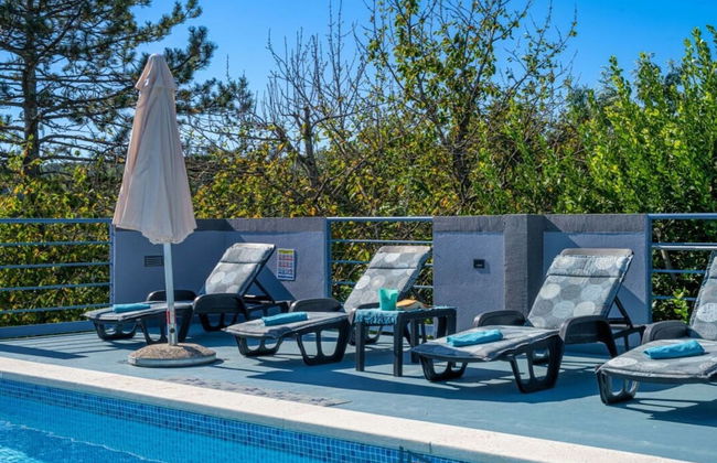 Grace Comfortable Holiday Residence - Photo 14