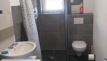 Monteurwohnung in Eisenberg Pfalz - Foto 4