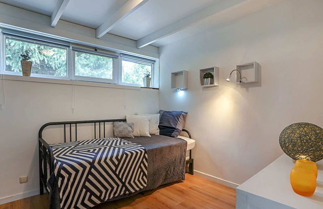 Bright Holiday Home in Lanaken near Lake with Garden - Foto 2