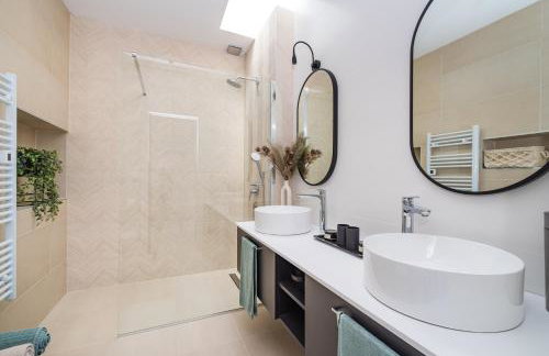 Villa Kurnatari - Photo 19