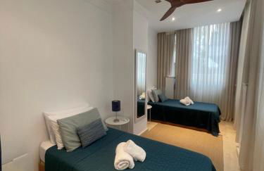 Marbella Beach Front Edificio Mayoral Centro Ciudad y Primera Línea Playa Muy Amplio y Espacioso - Foto 31