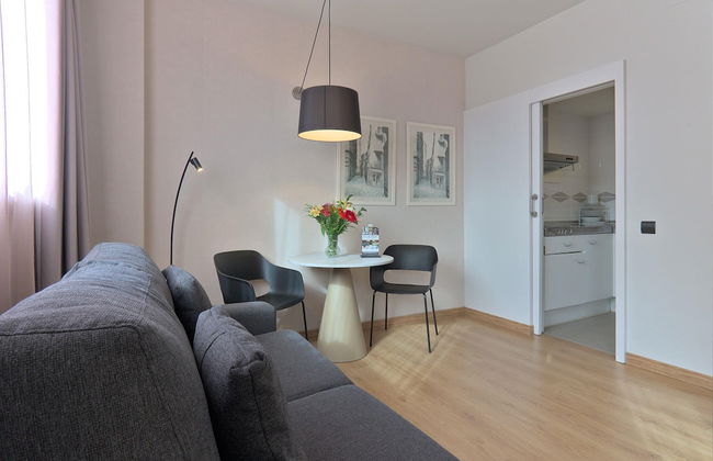 Aparthotel Atenea Barcelona - Foto 25