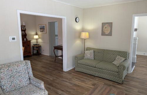 Centennial House - Great Location with Lakeview! - Foto 19