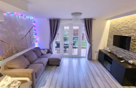 Cosy 2 bed house in Aylesbury - Foto 2