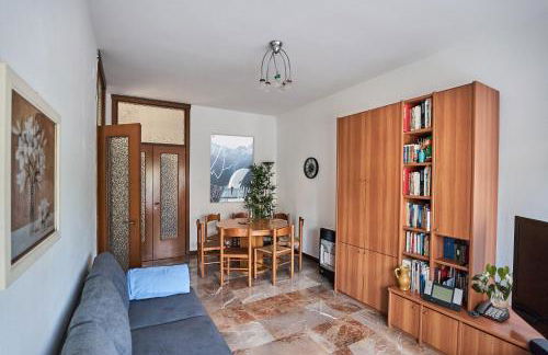 Edith's house just 850 meters from the beach, 2 bedrooms, 6 beds, air conditioning, private outdoor area - Foto 16