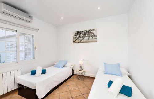 Casa con piscina y gran jardín - Foto 18