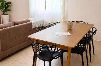 Apê 202 - Central, Garagem e Ar Cond - 2Q e 2B - Foto 10