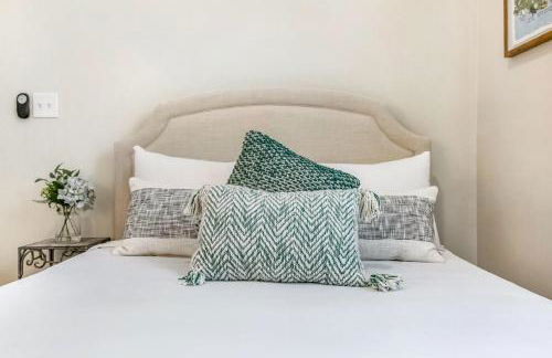 Hosteeva Houses 5-Min to Fr Quarter - Foto 24