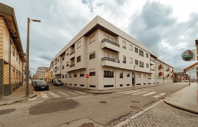 Espinho Seawalk AND Seaview by Vacationy - Foto 27