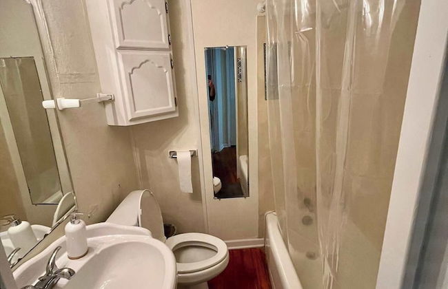 Steps From Downtown Minutes to the Airport - Photo 17