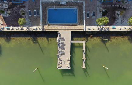 107-Waterfront-Walk to beach-Lovely - Foto 74