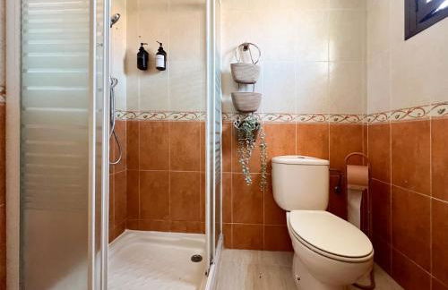 VillaHomes - Photo 16