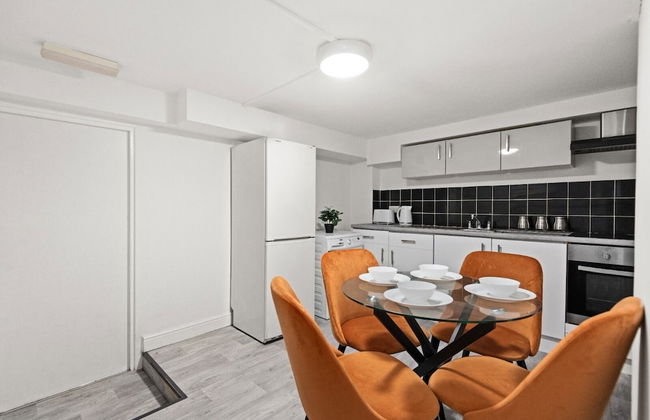 High Wycombe Apartments - Photo 15